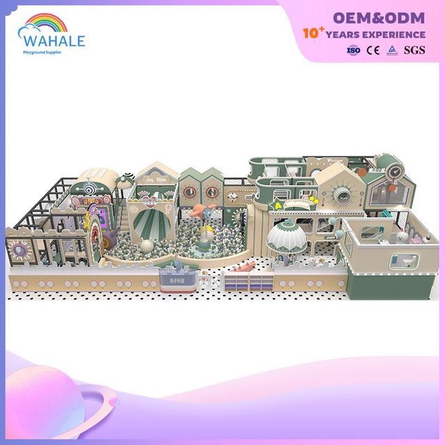 Cafe Interior Custom Green Castle Shape Playground Children's Soft Installation Playground Equipment