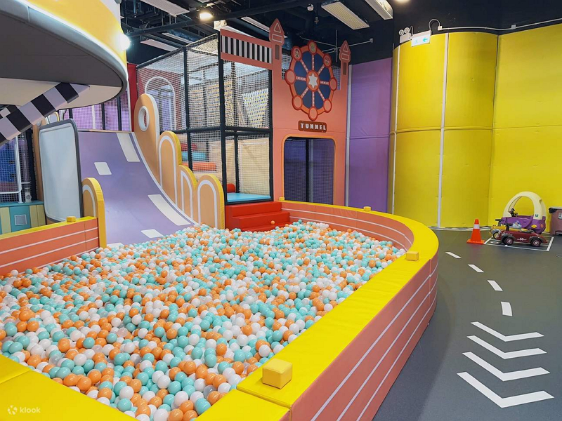 kids indoor playground equipment manufacturer4