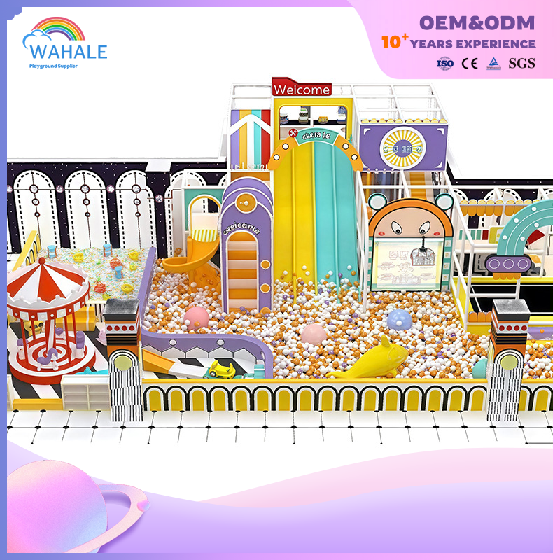A 210-square-meter Indoor Colorful Robot-shaped Customized Children's Maze Playground Equipment in A Shopping Mall