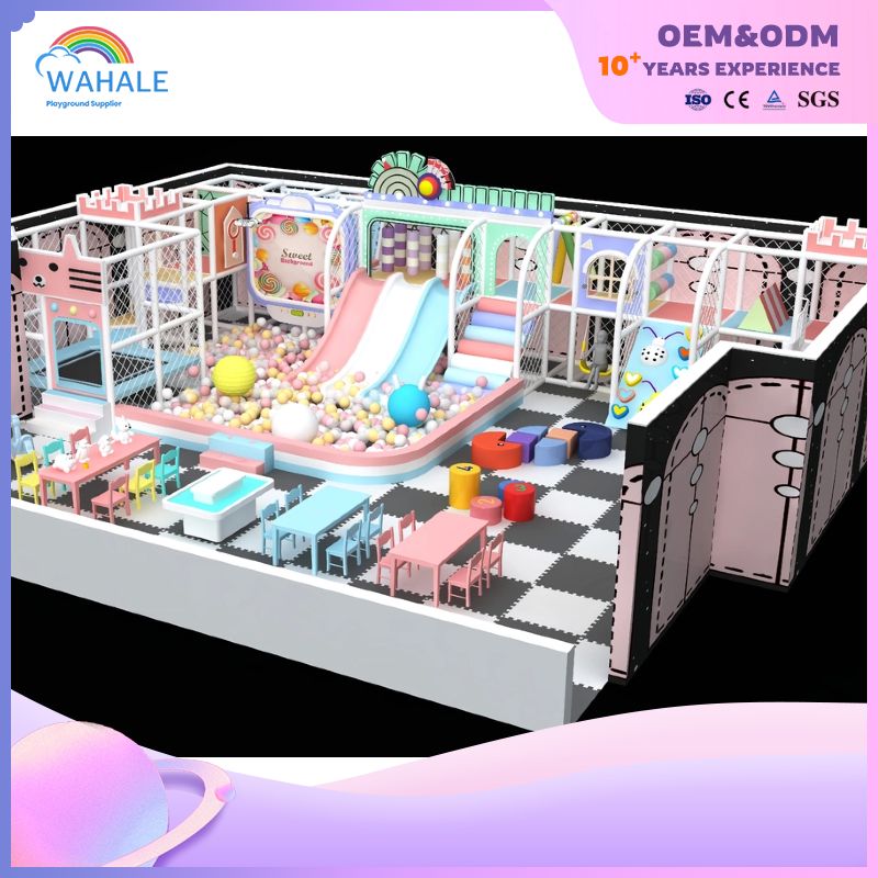 Children's Castle Park Custom Indoor Game Castle Trampoline Park Barrier Crossing Manufacturer