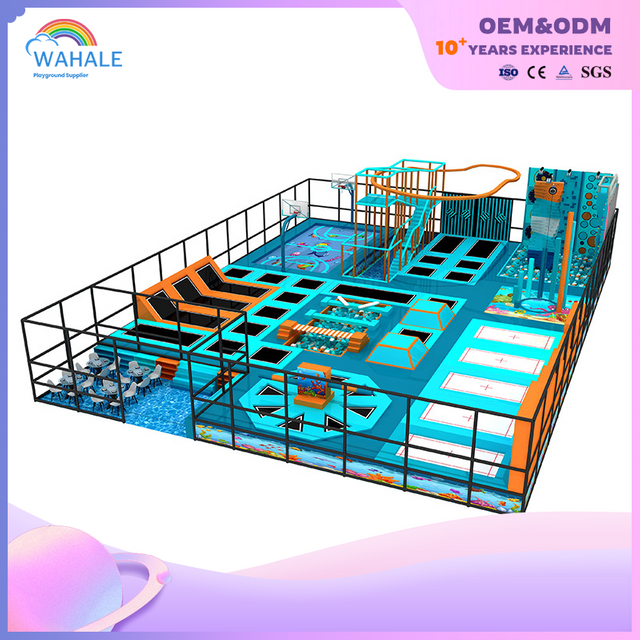 مركز المبيعات الداخلي Neon Color Trampoline Park تخصيص معدات معدات التوسع الداخلي للأطفال