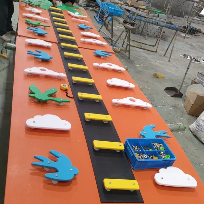 High-rise children's climbing wall