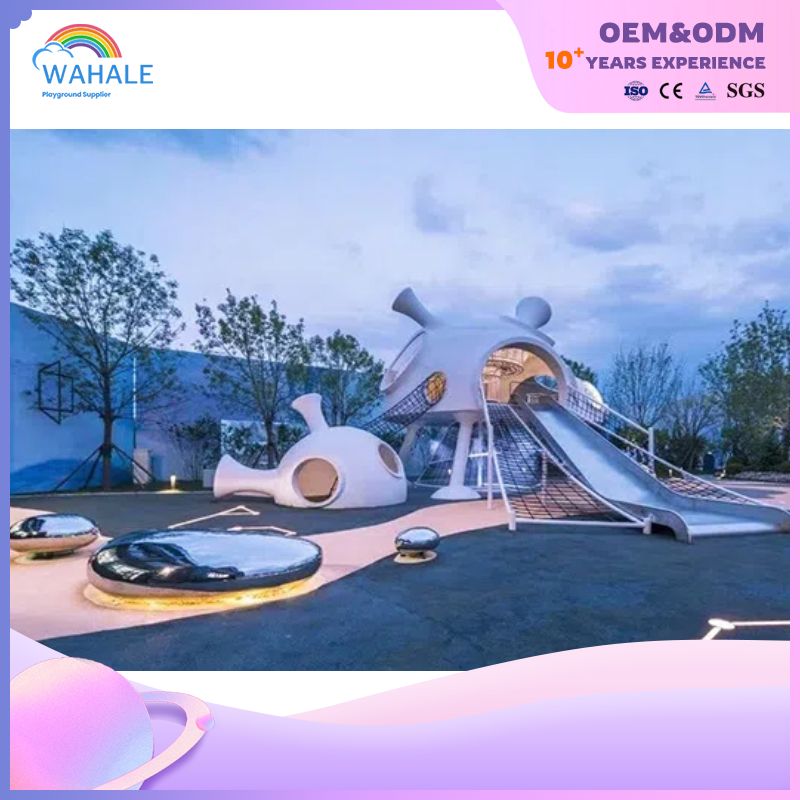 Mall Outdoor Alien Modeling Customized Children's Unpowered Park Equipment Suppliers