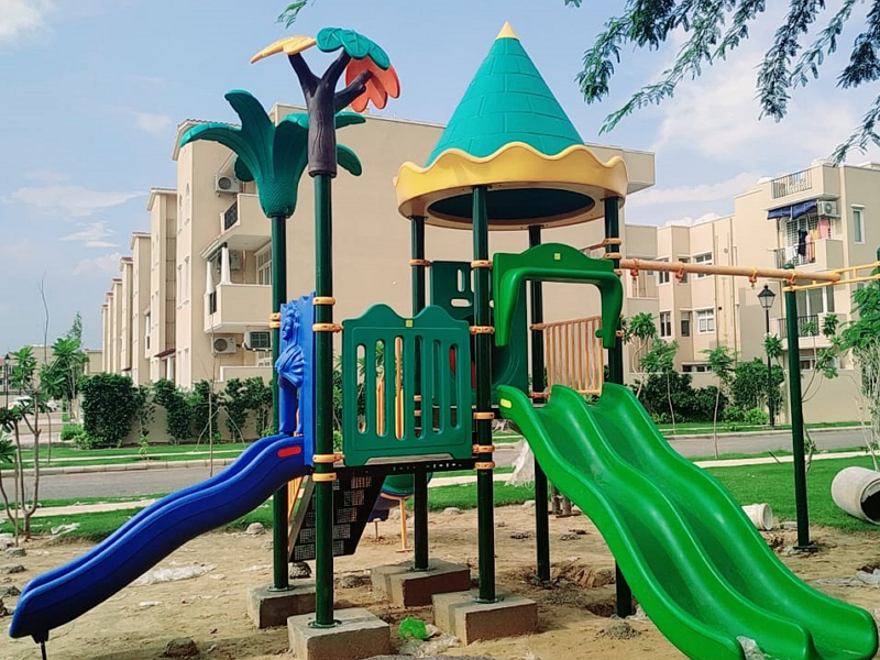 What Are The Benefits Of Interactive Outdoor Playground Equipment For Children?